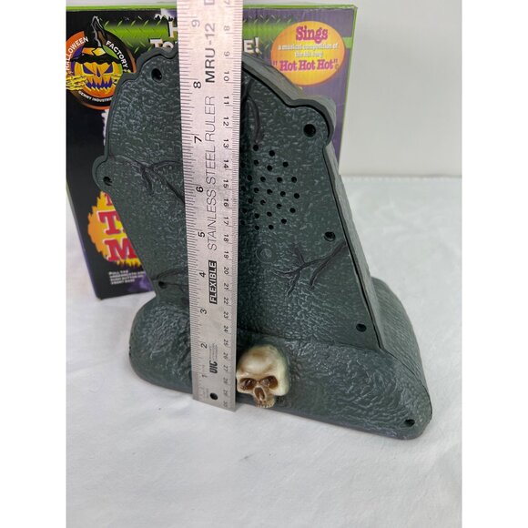 Howlin' Tombstone! Animated Singing Halloween Decoration With Lights & Moving Mo - Picture 3 of 6